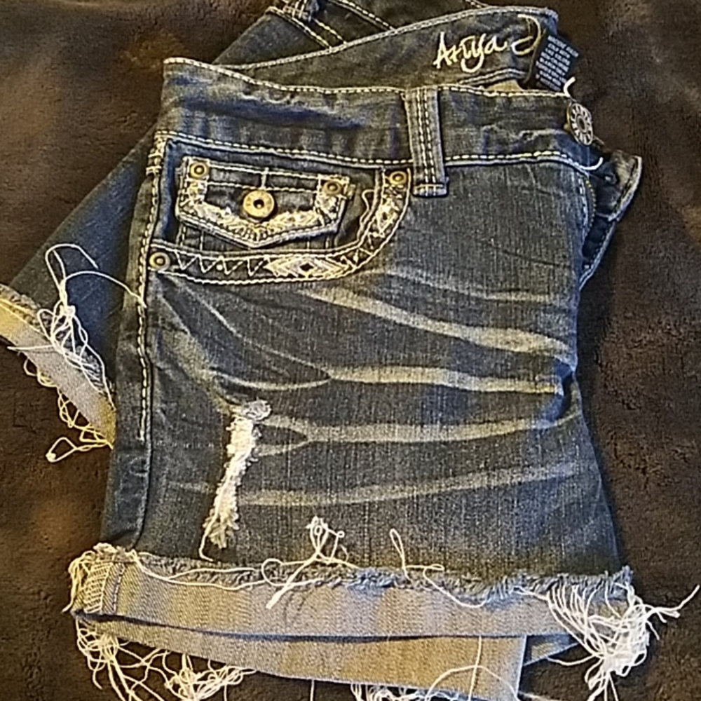 ARIYA jeans